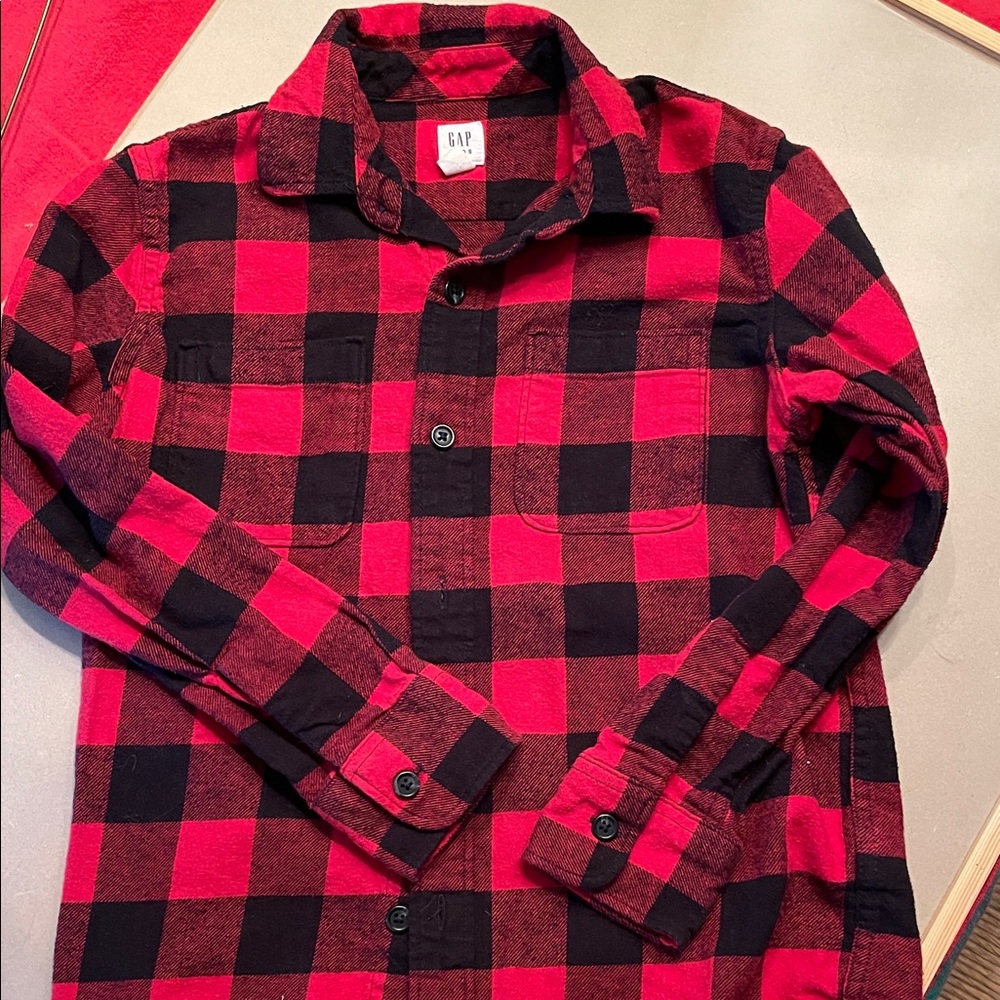 GAP Boy’s Casual Red and Black Checkered Shirt